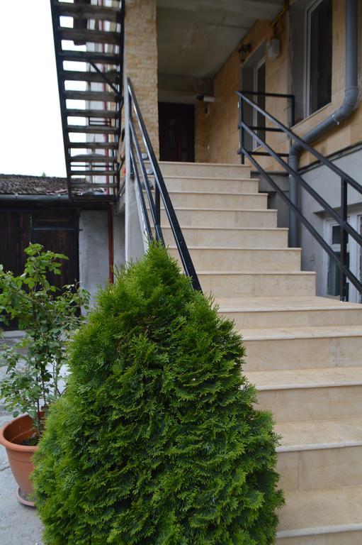 Csikos Apartment Cluj-Napoca Exterior photo