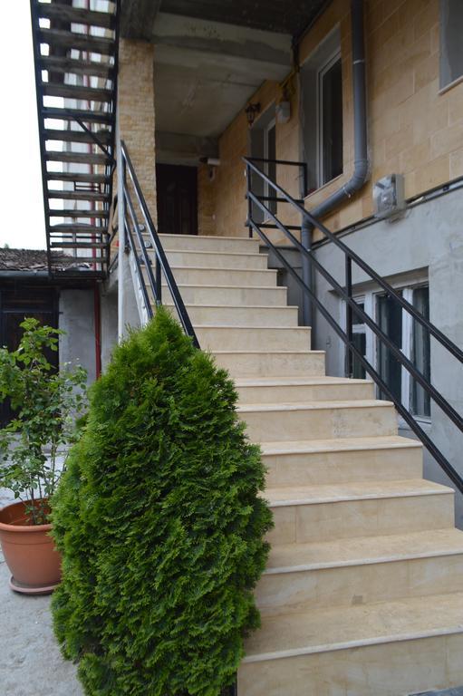 Csikos Apartment Cluj-Napoca Exterior photo
